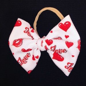 Girls valentines bow